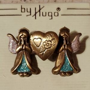VINTAGE HUGO Double Angel Heart Locket Brooch Pin